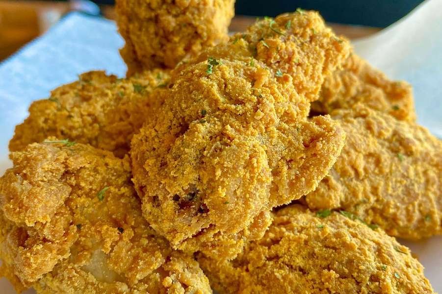 Khám phá bí quyết chọn màu gà chiến vượt trội hôm nay
